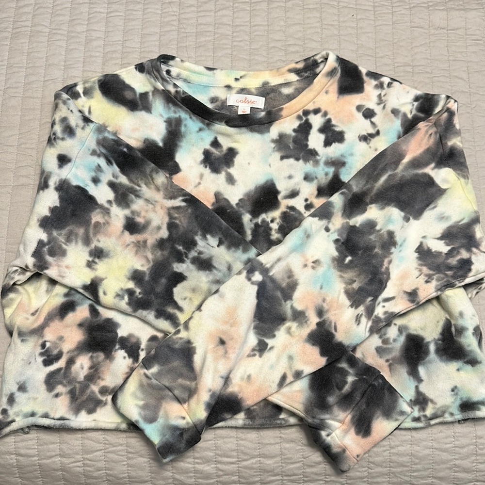 Colsie Tie dye cropped fleece sweatshirt